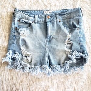 Celebrity Pink high waist fray shorts size 7/28